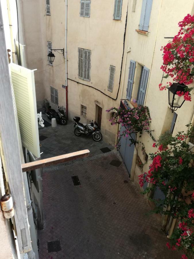 Blue Palm Apartment Ιέρ Εξωτερικό φωτογραφία